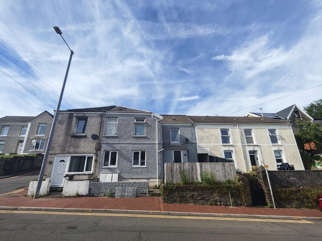 2 bed 1st Floor Flat for rent in Llandarcy. From John Francis - Swansea 2 bed 1st Floor Flat for rent in Llandarcy. From John Francis - Swansea