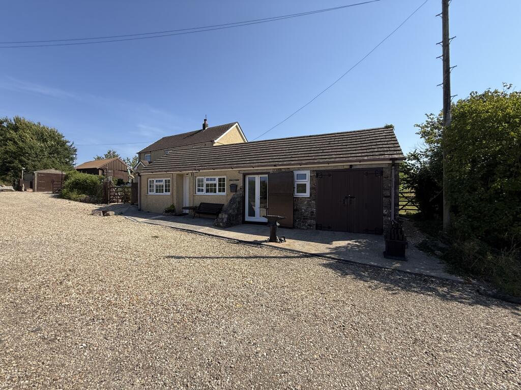 1 bed Detached for rent in Three Crosses. From John Francis - Swansea