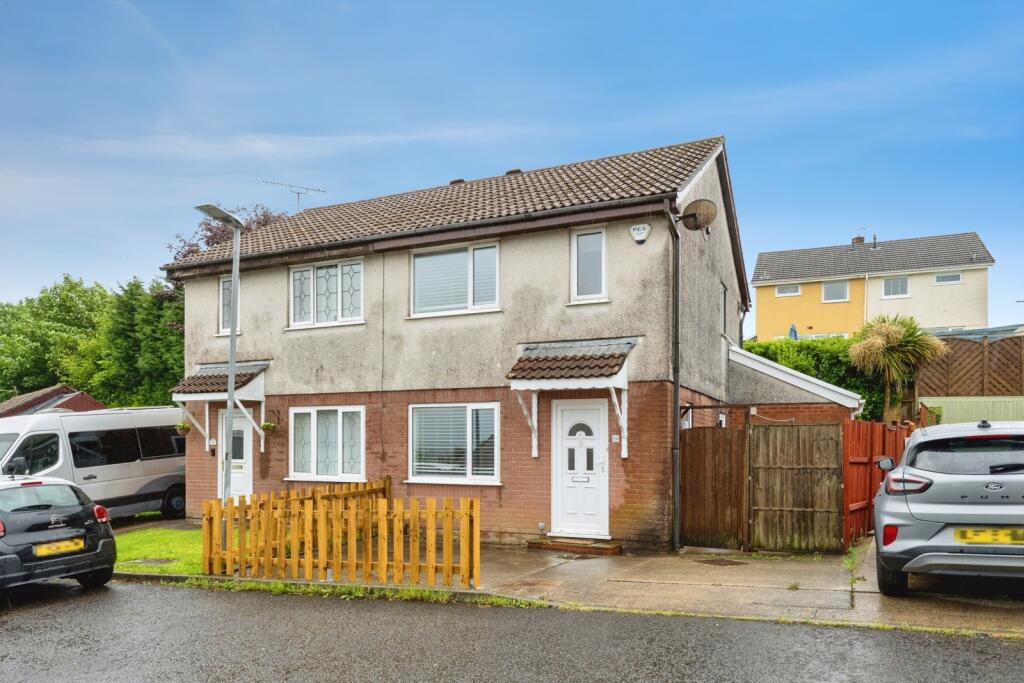 3 bed Detached for rent in Waunarlwydd. From John Francis - Swansea