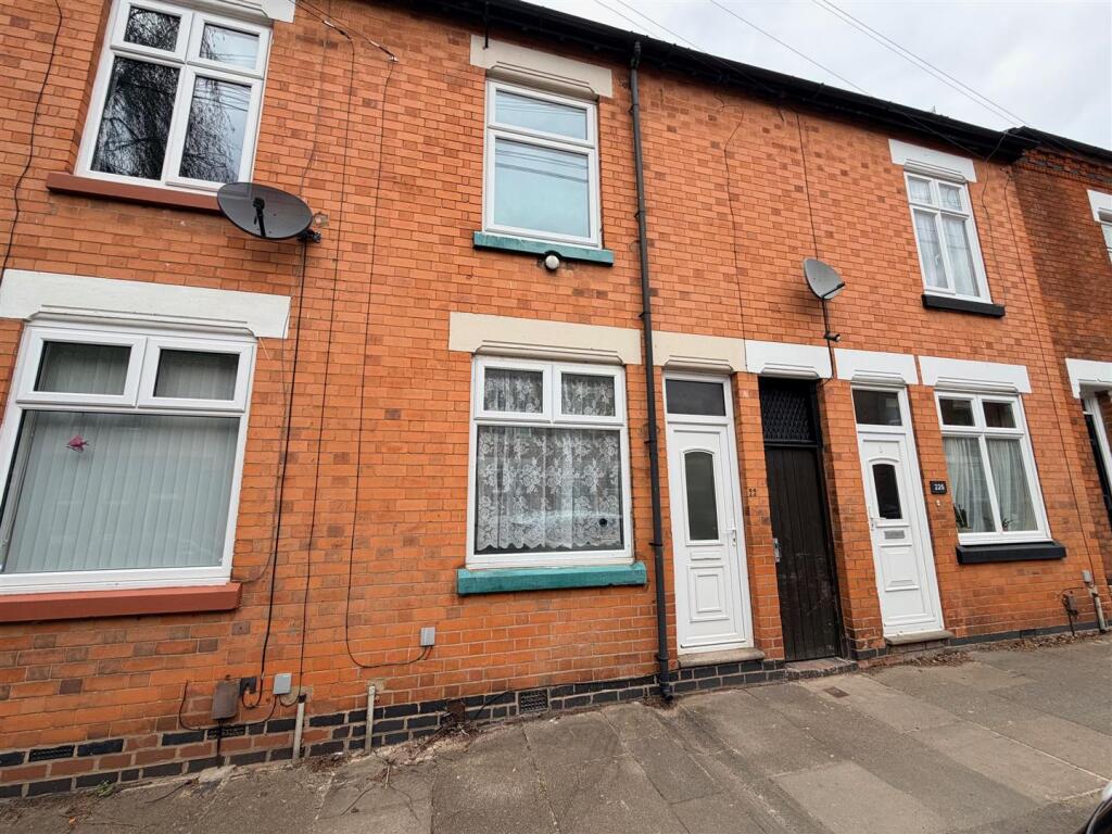 2 bed Detached for rent in Stoughton. From Readings Property Group - Leicester
