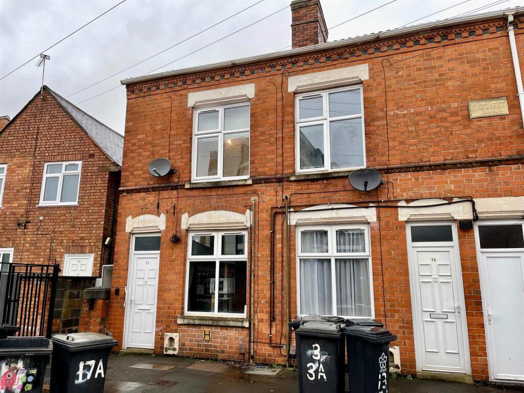 4 bed Studio for rent in Leicester. From Readings Property Group - Leicester