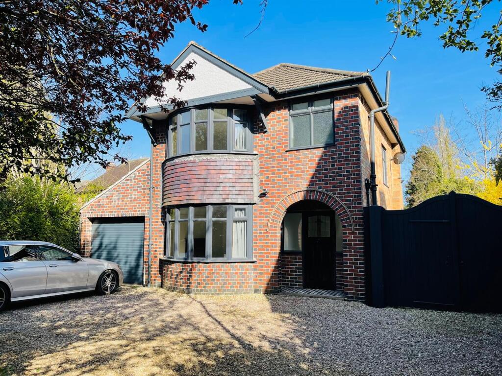 3 bed Detached for rent in Stoughton. From Readings Property Group - Leicester