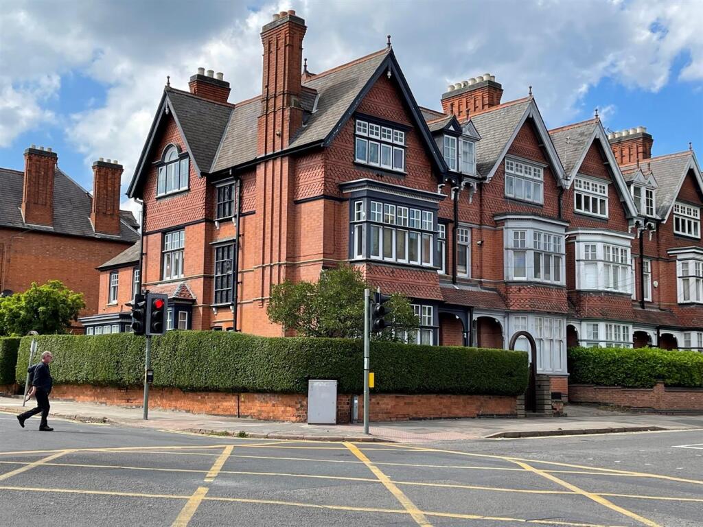 2 bed 1st Floor Flat for rent in Leicester Forest East. From Readings Property Group - Leicester