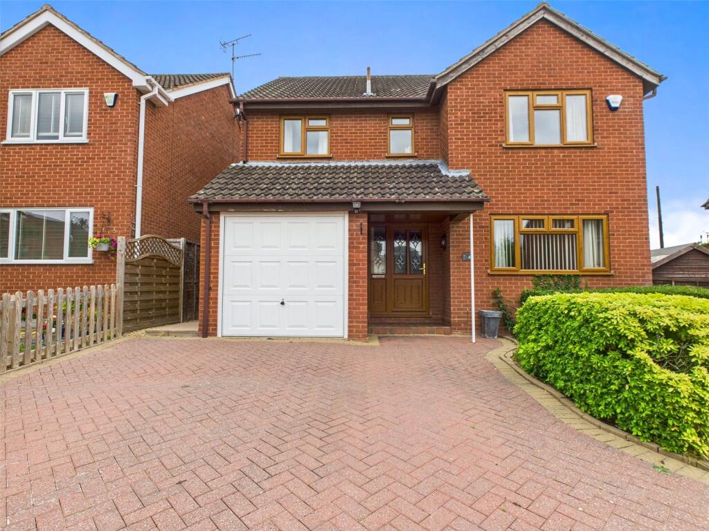 4 bed Detached for rent in Whittington. From The Property Centre - Worcester 4 bed Detached for rent in Whittington. From The Property Centre - Worcester