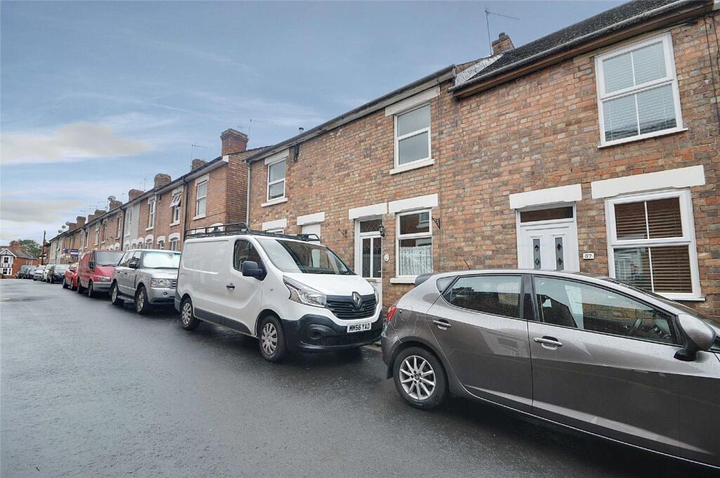 2 bed Mid Terraced House for rent in Claines. From The Property Centre - Worcester 2 bed Mid Terraced House for rent in Claines. From The Property Centre - Worcester