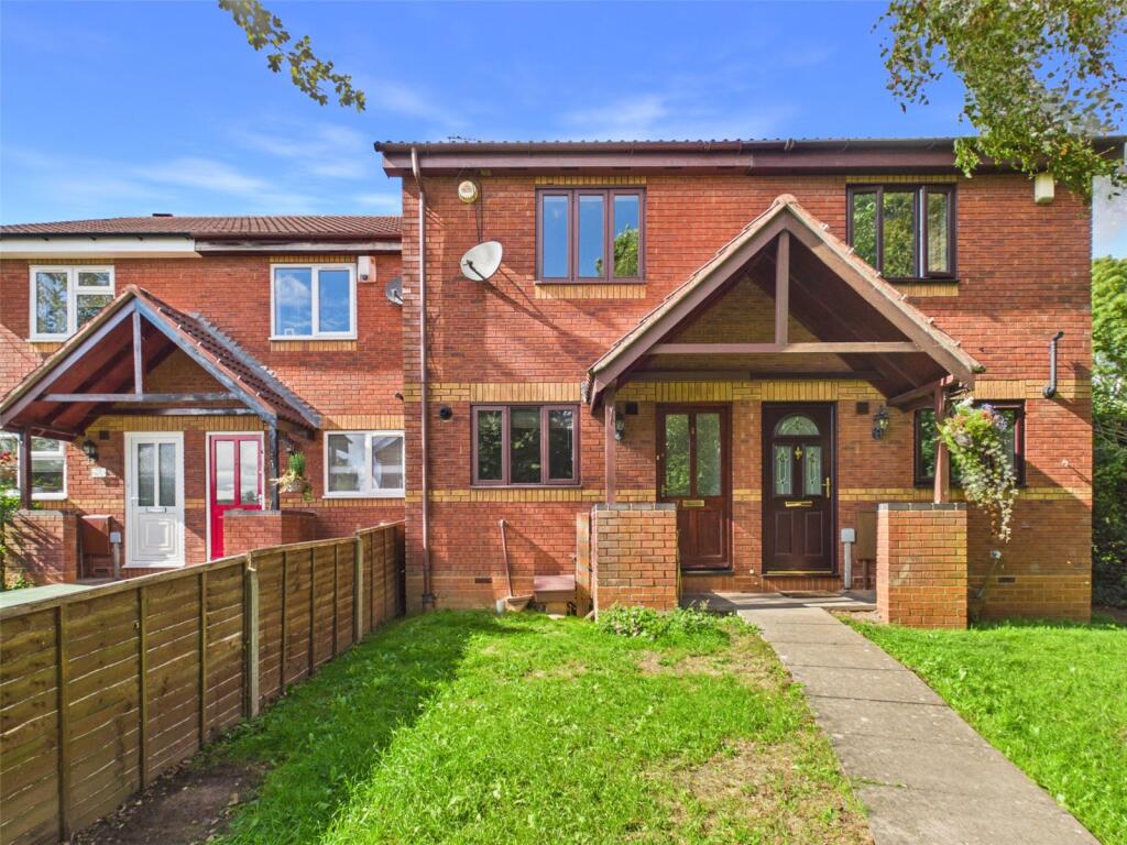 2 bed Mid Terraced House for rent in Worcester. From The Property Centre - Worcester