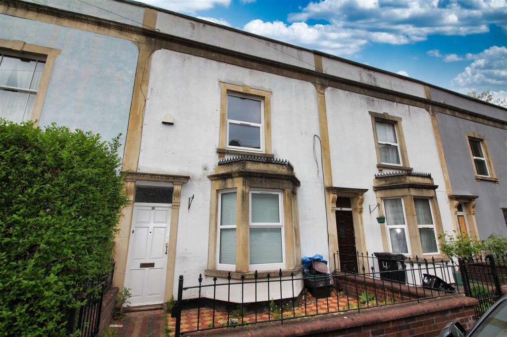4 bed Mid Terraced House for rent in Bristol. From Gough Quarters - Clifton