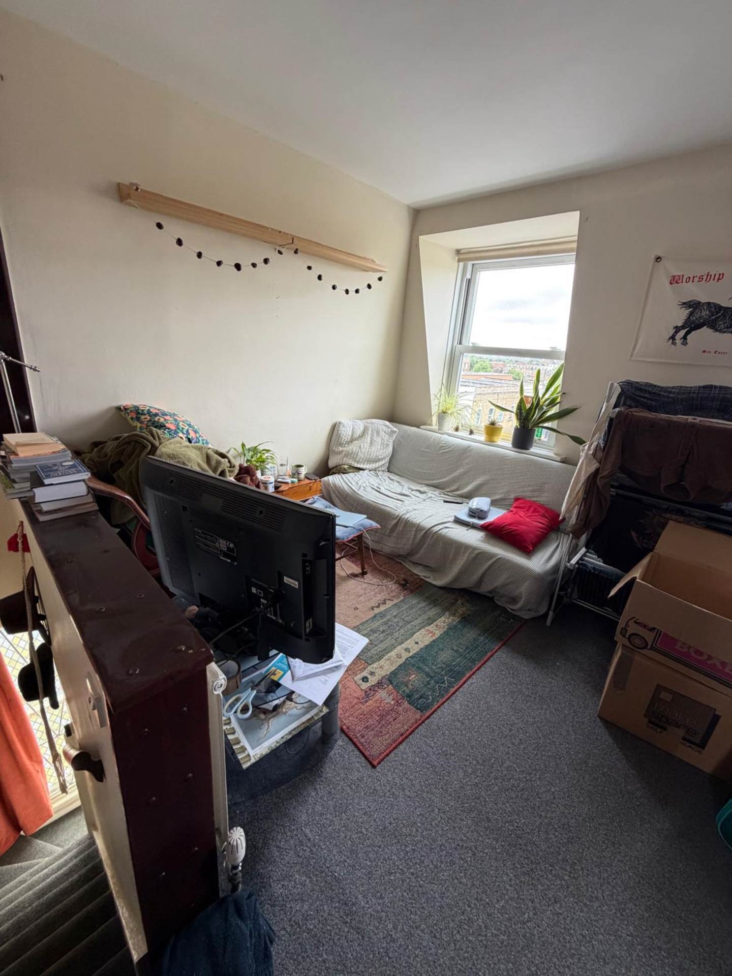 1 bed Semi Detached for rent in London. From Kings Accommodation 1 bed Semi Detached for rent in London. From Kings Accommodation