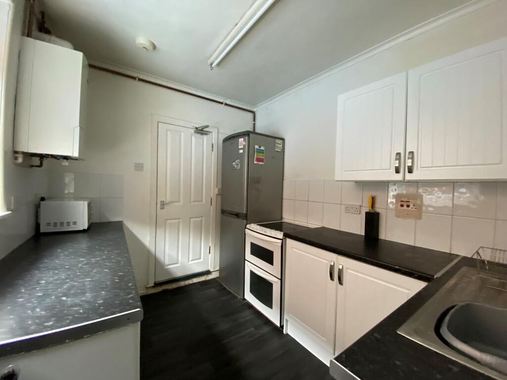 4 bed Semi Detached for rent in Southampton. From Kings Estates - Southampton