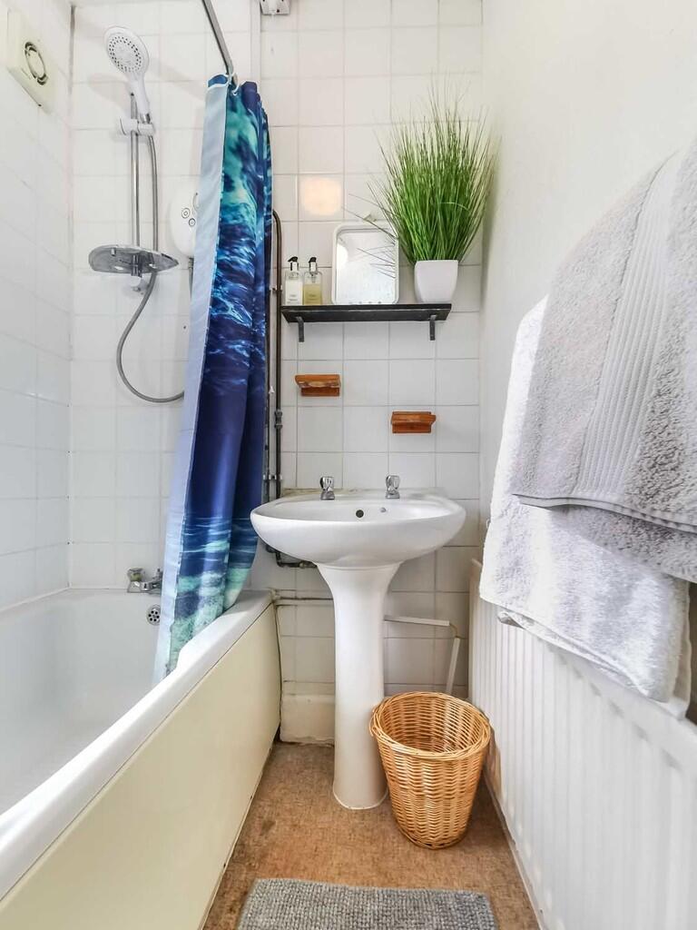 4 bed Semi Detached for rent in Southampton. From Kings Estates - Southampton
