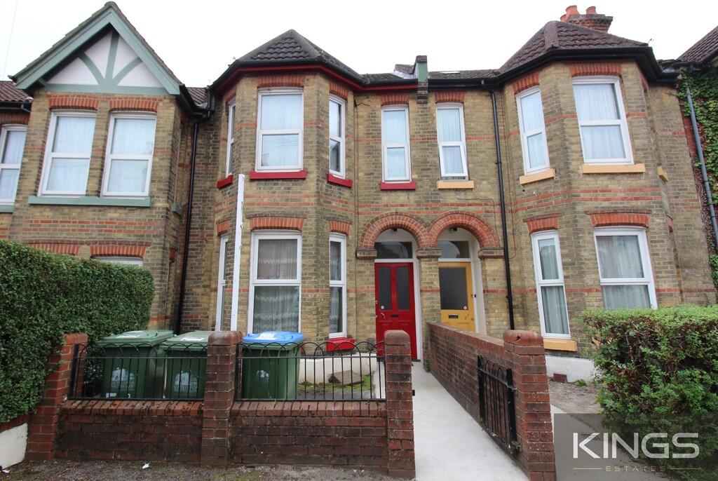 7 bed Mid Terraced House for rent in Southampton. From Kings Estates - Southampton