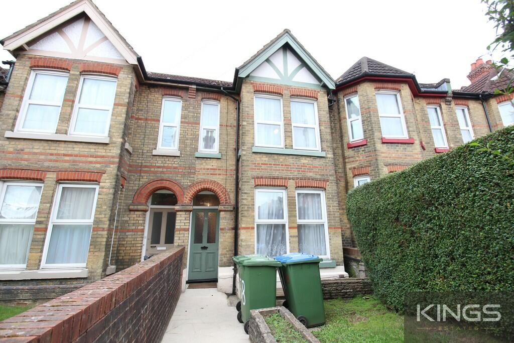 7 bed Mid Terraced House for rent in Southampton. From Kings Estates - Southampton
