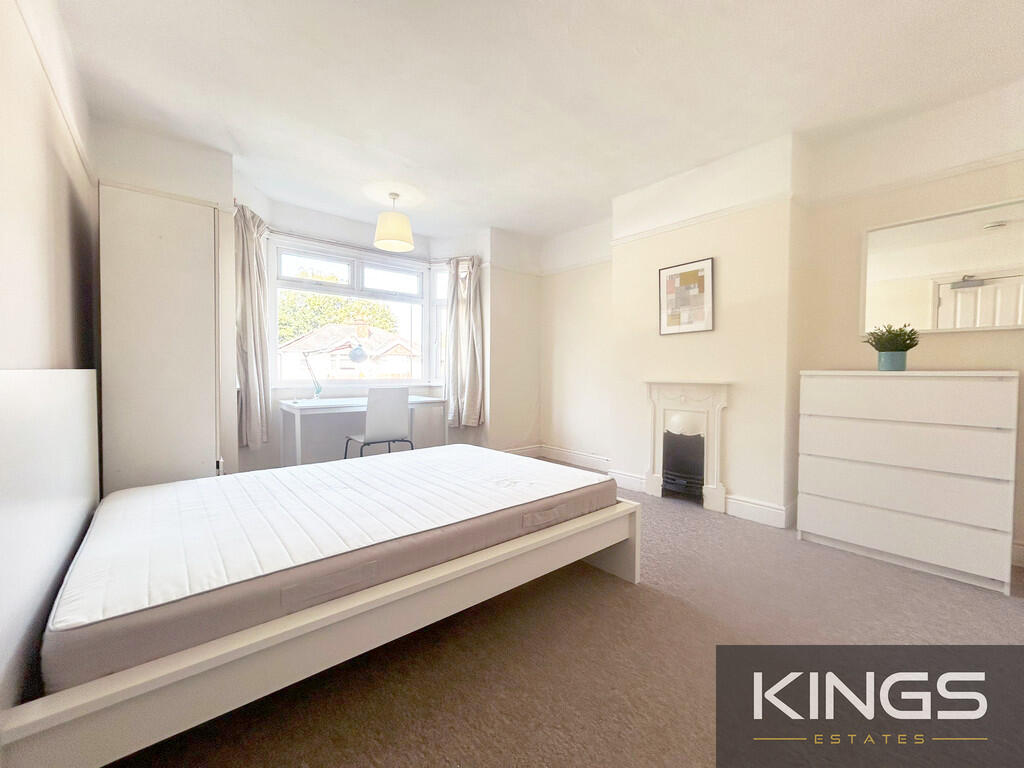 5 bed Detached for rent in Southampton. From Kings Estates - Southampton