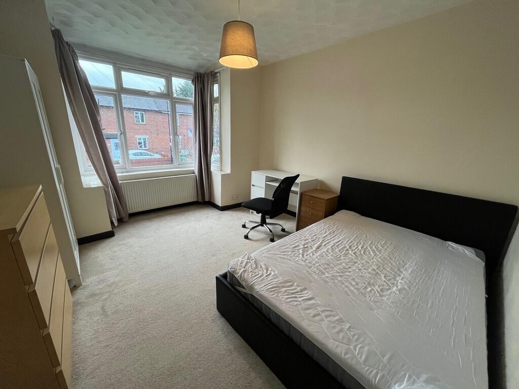 4 bed Semi Detached for rent in Southampton. From Kings Estates - Southampton