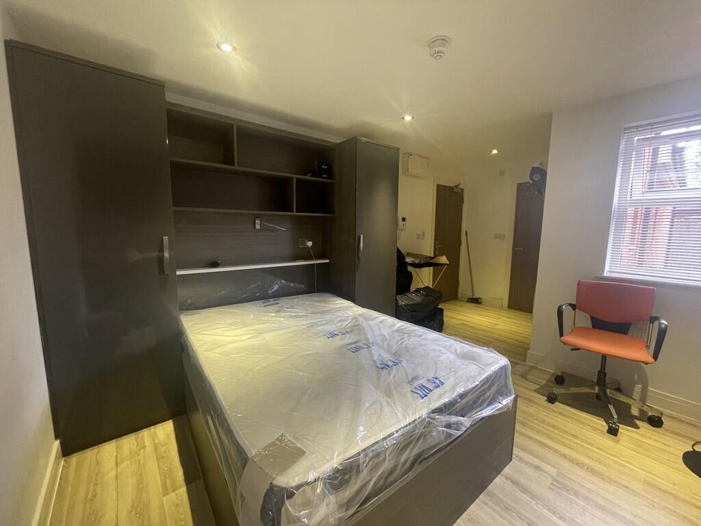 4 bed Studio for rent in Rownhams. From Kings Estates - Southampton