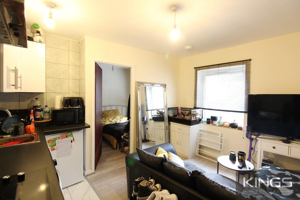 1 bed 1st Floor Flat for rent in Southampton. From Kings Estates - Southampton