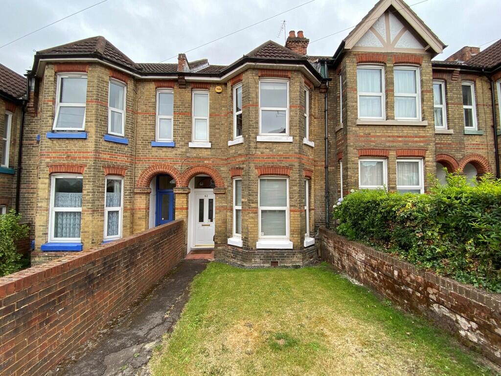 5 bed Mid Terraced House for rent in Southampton. From Kings Estates - Southampton
