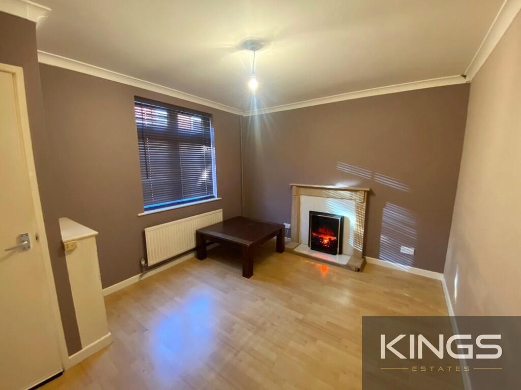 2 bed Mid Terraced House for rent in Southampton. From Kings Estates - Southampton