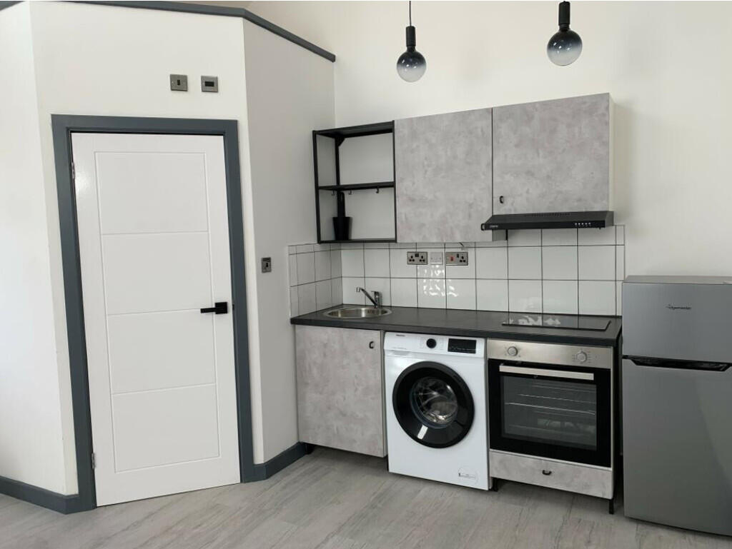 4 bed Studio for rent in Southampton. From Kings Estates - Southampton