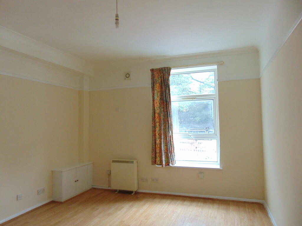 1 bed 1st Floor Flat for rent in Southampton. From Kings Estates - Southampton