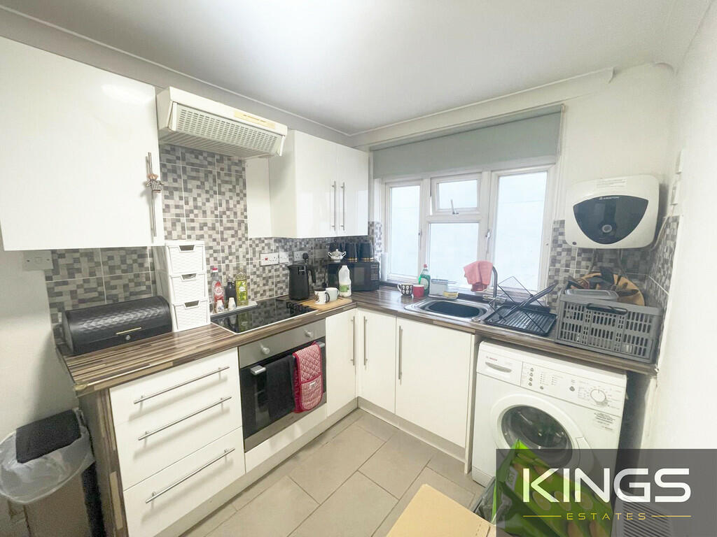 2 bed House (unspecified) for rent in Southampton. From Kings Estates - Southampton