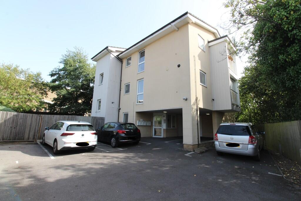 2 bed Apartment for rent in Hedge End. From Kings Estates - Southampton