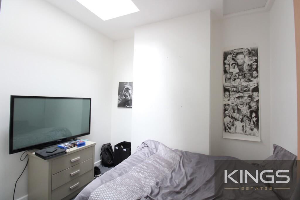 3 bed Apartment for rent in Rownhams. From Kings Estates - Southampton