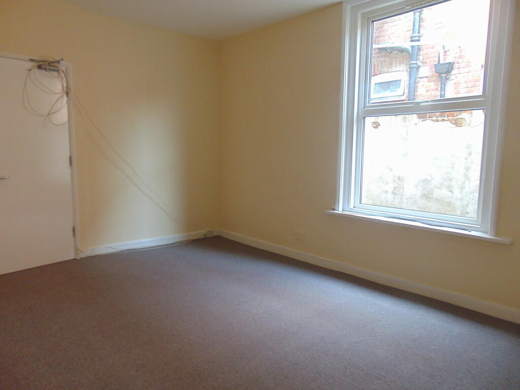 3 bed Studio for rent in Southampton. From Kings Estates - Southampton