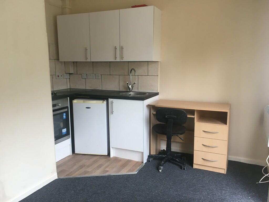 3 bed Studio for rent in Southampton. From Kings Estates - Southampton