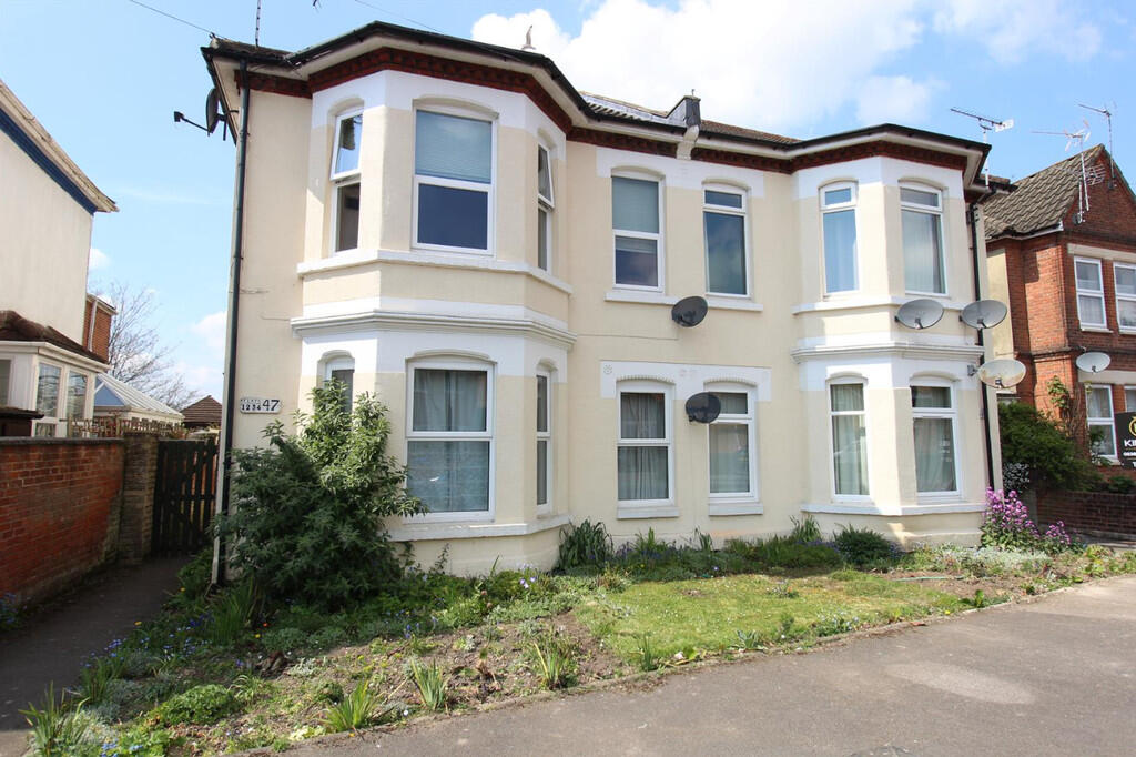 0 bed 1st Floor Flat for rent in Southampton. From Kings Estates - Southampton