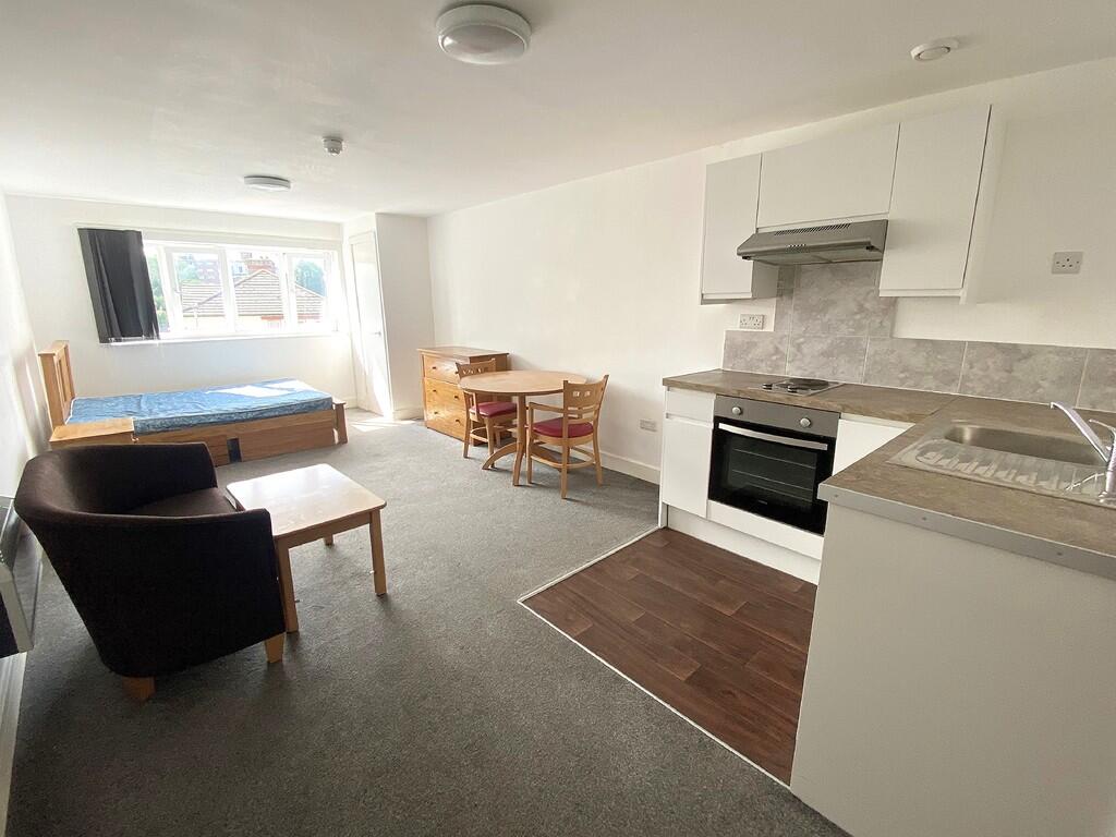 4 bed Studio for rent in Portsmouth. From Kings Estates - Southsea
