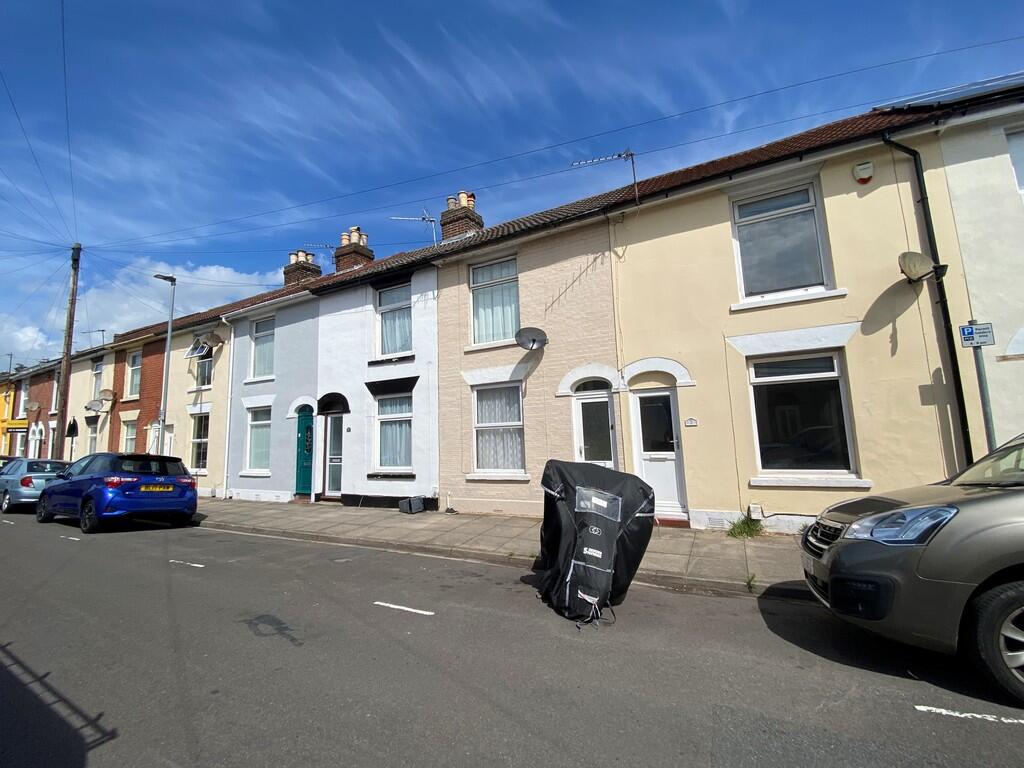 2 bed Mid Terraced House for rent in Portsmouth. From Kings Estates - Southsea 2 bed Mid Terraced House for rent in Portsmouth. From Kings Estates - Southsea