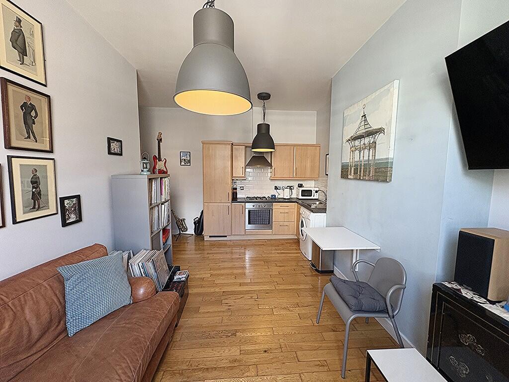 2 bed 1st Floor Flat for rent in Portsmouth. From Kings Estates - Southsea 2 bed 1st Floor Flat for rent in Portsmouth. From Kings Estates - Southsea