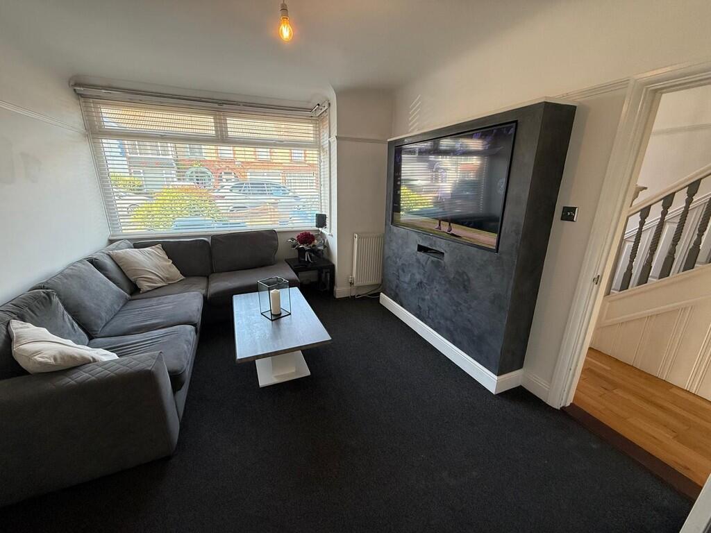 3 bed Mid Terraced House for rent in Southwick. From Kings Estates - Southsea