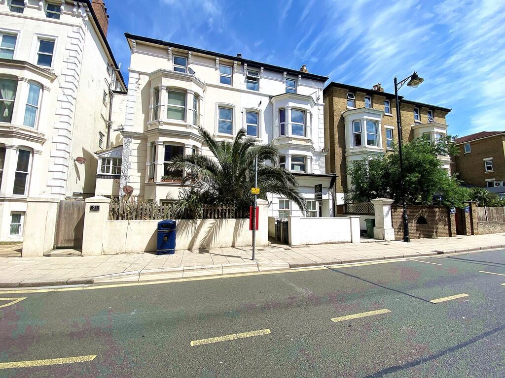 1 bed 1st Floor Flat for rent in Portsmouth. From Kings Estates - Southsea