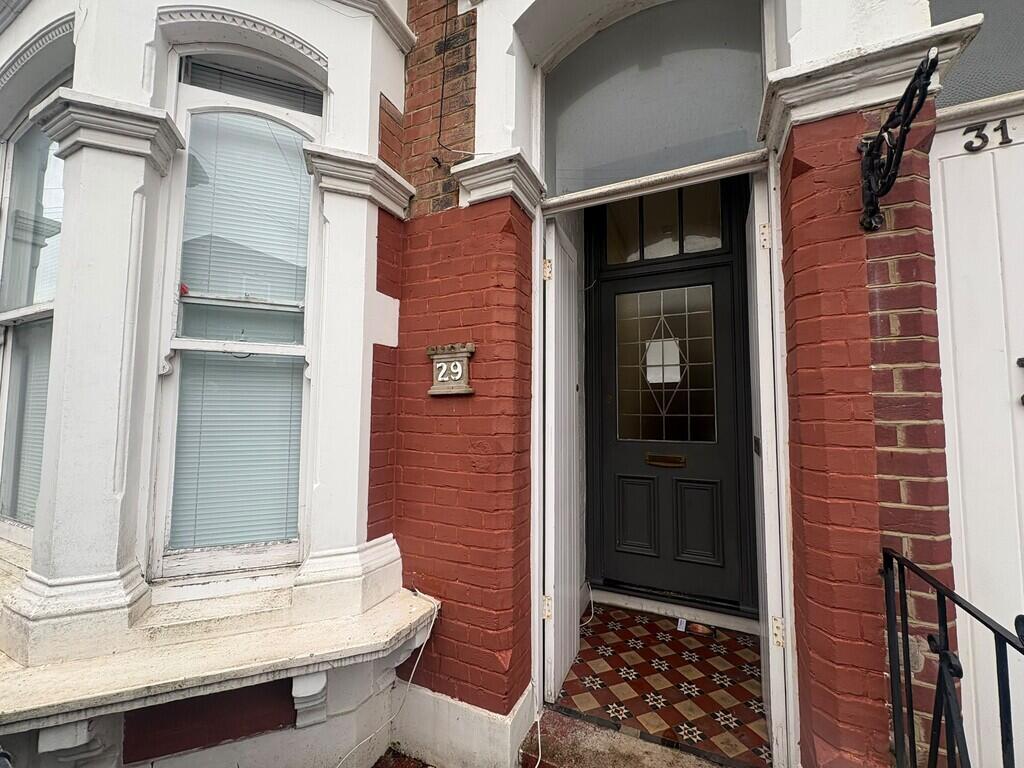 1 bed House Share for rent in Portsmouth. From Kings Estates - Southsea 1 bed House Share for rent in Portsmouth. From Kings Estates - Southsea