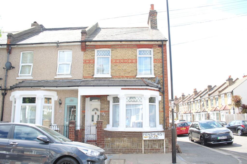 2 bed End of Terrace for rent in Croydon. From Kingsbury Estate Agents - Thornton Heath 2 bed End of Terrace for rent in Croydon. From Kingsbury Estate Agents - Thornton Heath