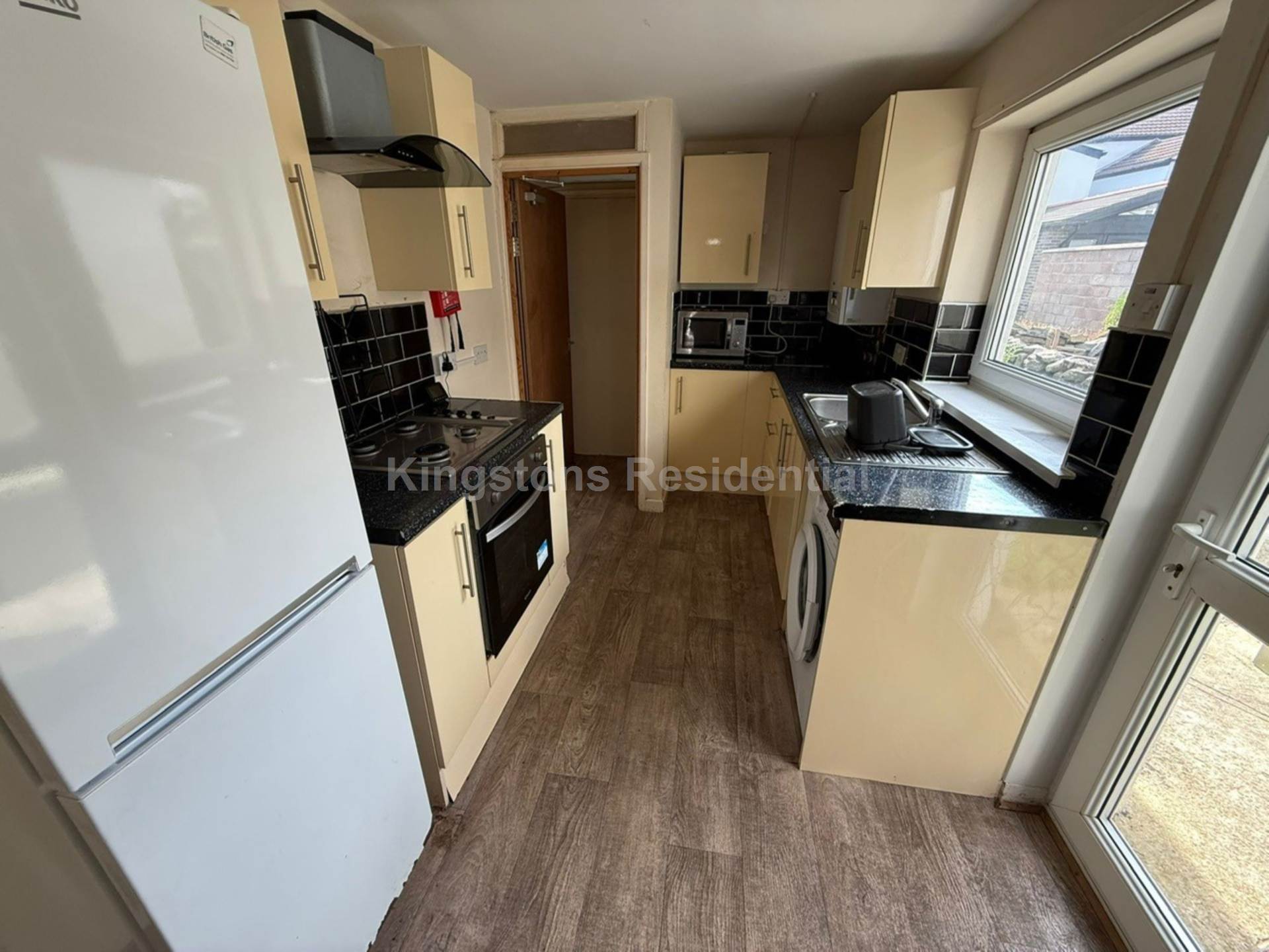 4 bed Mid Terraced House for rent in Cardiff. From Kingston Residential - Head Office 4 bed Mid Terraced House for rent in Cardiff. From Kingston Residential - Head Office