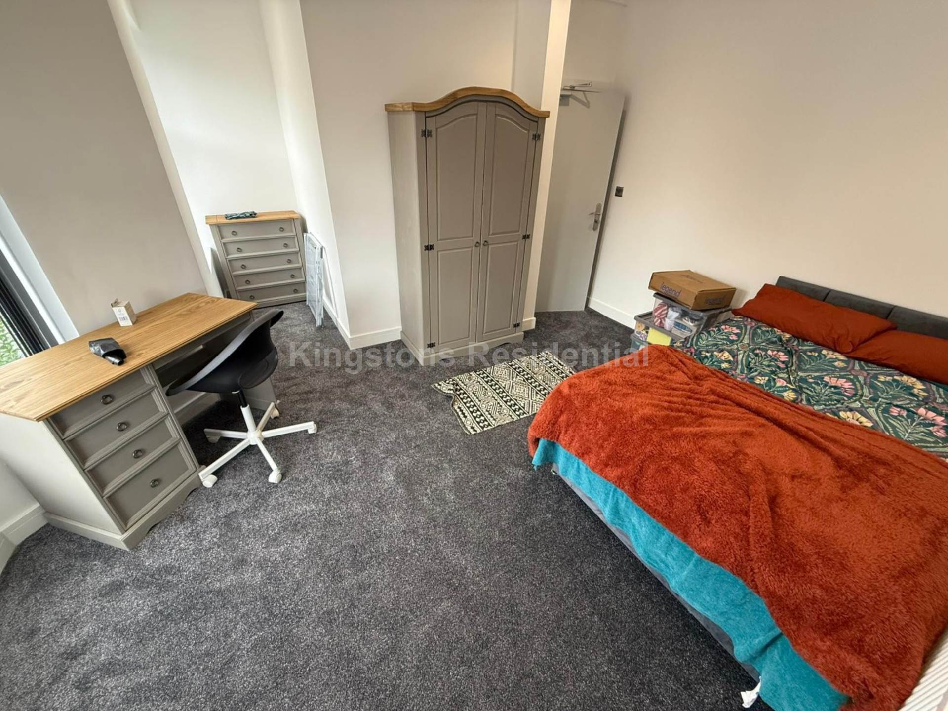 6 bed Mid Terraced House for rent in Cardiff. From Kingston Residential - Head Office 6 bed Mid Terraced House for rent in Cardiff. From Kingston Residential - Head Office