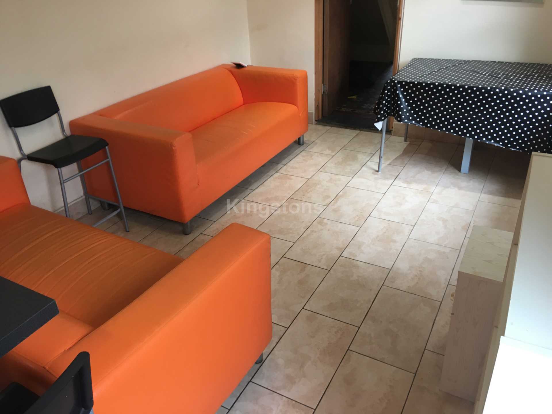 5 bed Mid Terraced House for rent in Cardiff. From Kingston Residential - Head Office 5 bed Mid Terraced House for rent in Cardiff. From Kingston Residential - Head Office