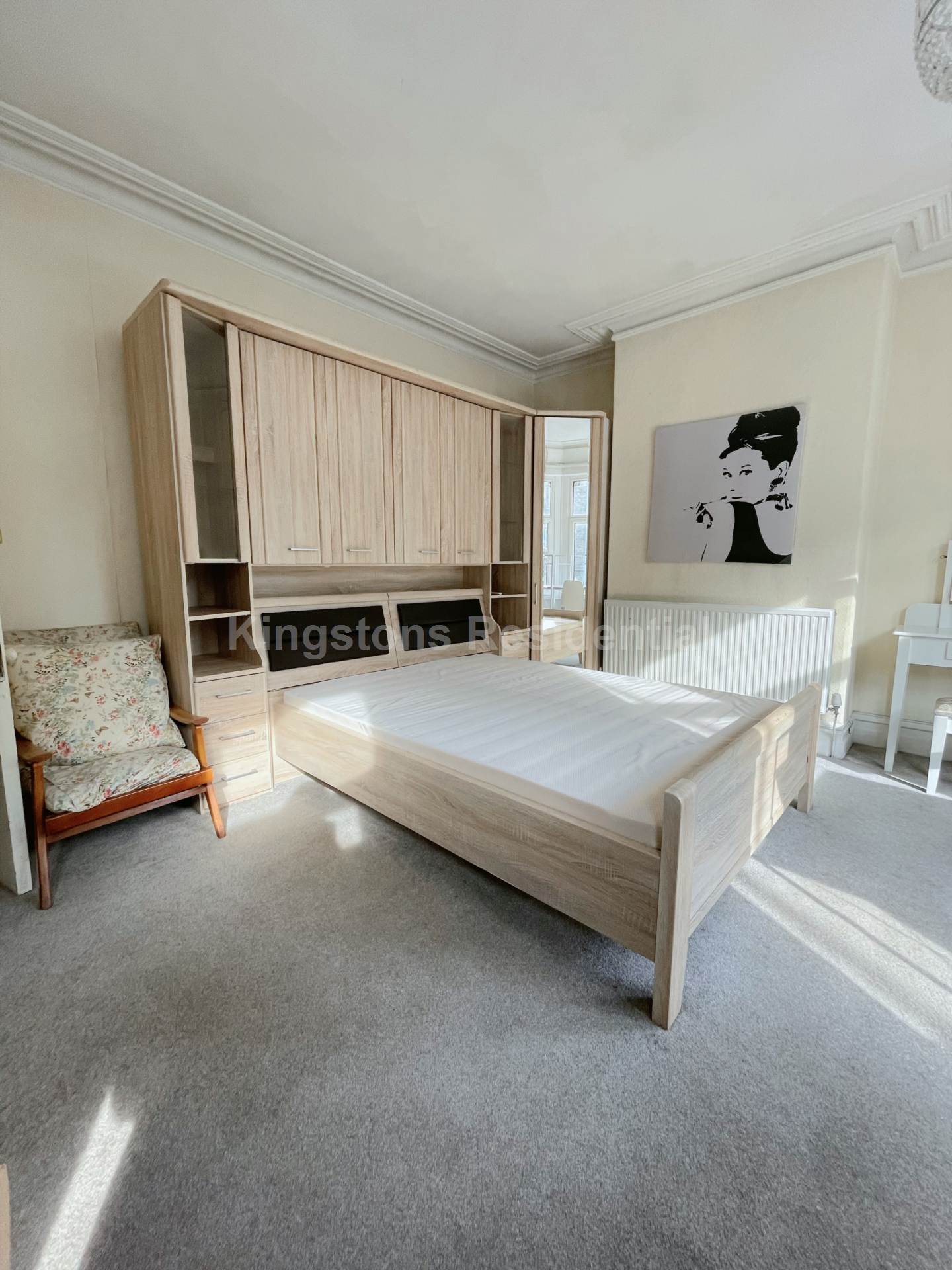 5 bed Mid Terraced House for rent in Cardiff. From Kingston Residential - Head Office 5 bed Mid Terraced House for rent in Cardiff. From Kingston Residential - Head Office