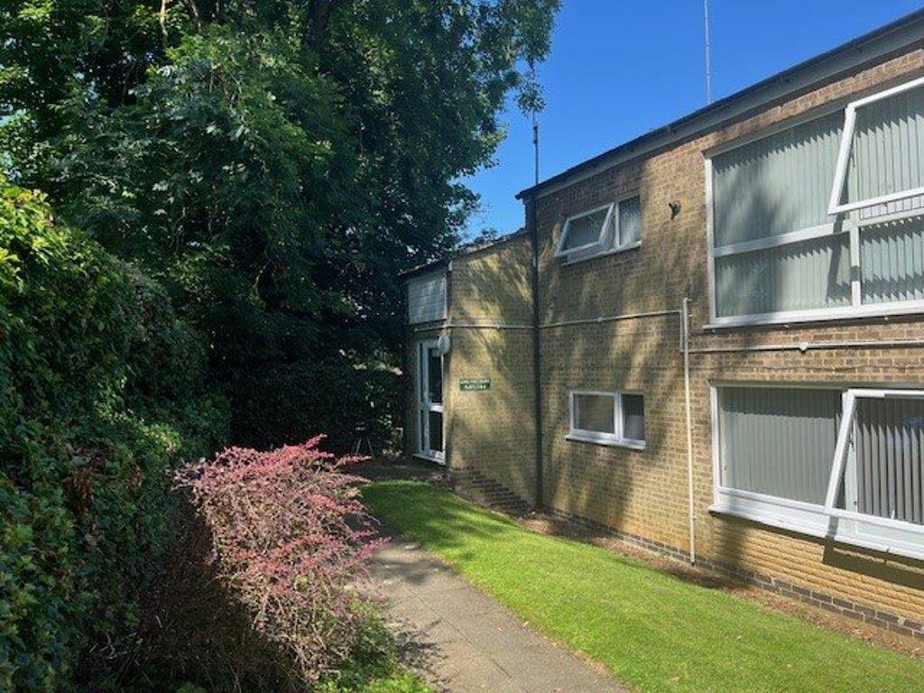 2 bed 1st Floor Flat for rent in Northampton. From Kingston Real Estate (Property Management) Limited - Northampton