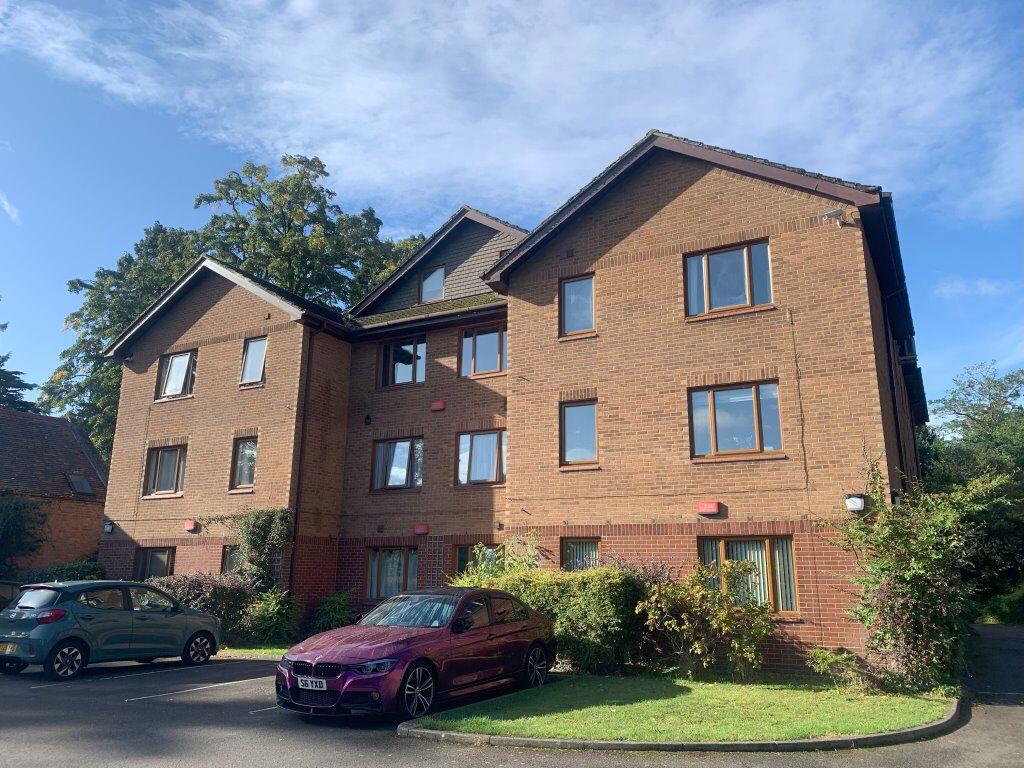 2 bed 1st Floor Flat for rent in Northampton. From Kingston Real Estate (Property Management) Limited - Northampton