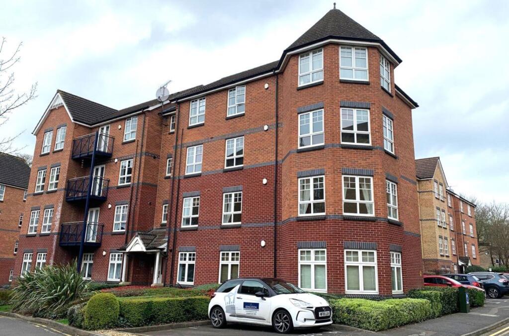 3 bed 1st Floor Flat for rent in Northampton. From Kingston Real Estate (Property Management) Limited - Northampton