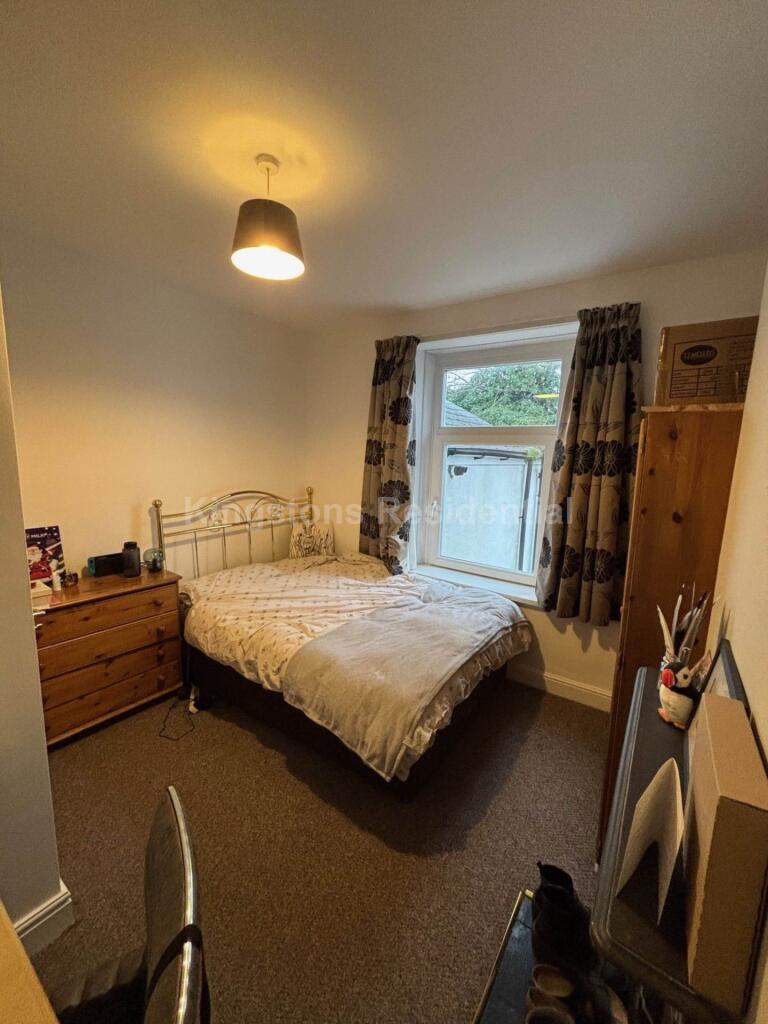 4 bed Mid Terraced House for rent in Cardiff. From Kingstons - Cardiff