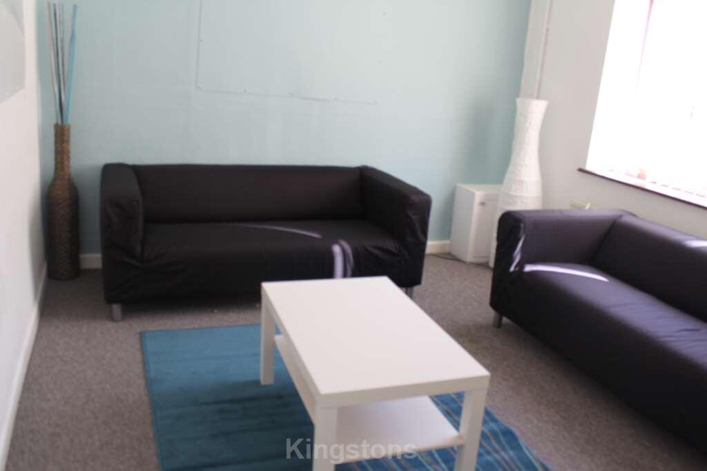 4 bed Mid Terraced House for rent in Cardiff. From Kingstons - Cardiff 4 bed Mid Terraced House for rent in Cardiff. From Kingstons - Cardiff