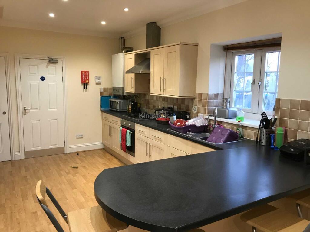 5 bed Annexe for rent in Cardiff. From Kingstons - Cardiff 5 bed Annexe for rent in Cardiff. From Kingstons - Cardiff