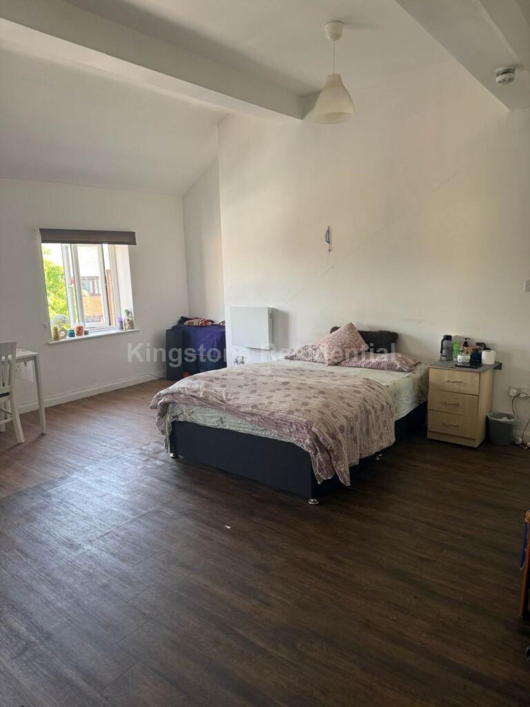 4 bed Studio for rent in Cardiff. From Kingstons - Cardiff