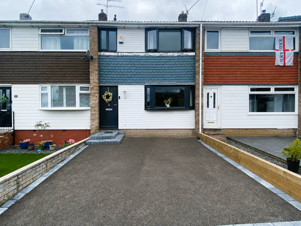 3 bed Town House for rent in Royton. From Kirkham Property - Chadderton