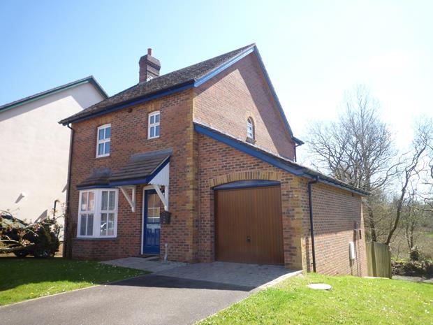 3 bed Town House for rent in Holsworthy. From Kivells - Launceston